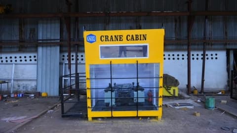 Ergonomic Crane Cabins Air Conditioned / Open Type